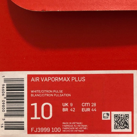 Nike Air Vapormax Plus “White/Citron Pulse” - Picture 6 of 9